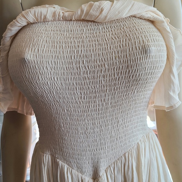 IVORY ROMPER - Picture 3 of 9